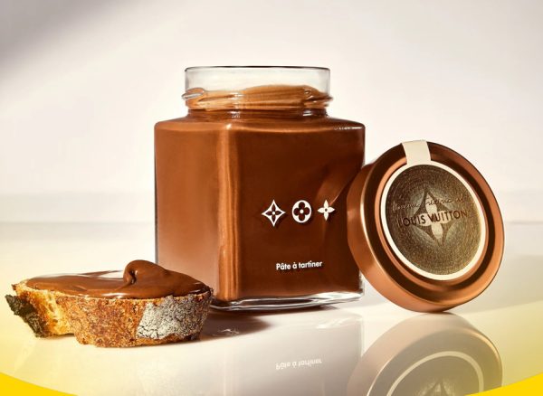 A_clever_move_that_puts_Louis_Vuitton_at_the_heart_of_the_trend.-